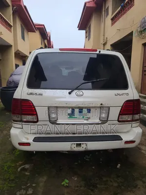 Lexus LX 470 AWD 2005 White