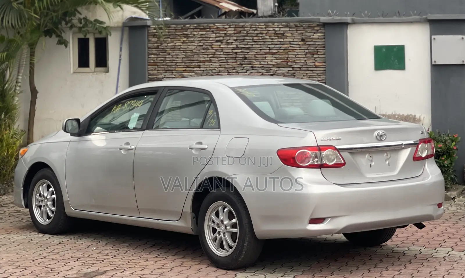 Toyota Corolla 2013 Silver