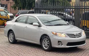 Toyota Corolla 2013 Silver