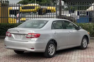 Toyota Corolla 2013 Silver