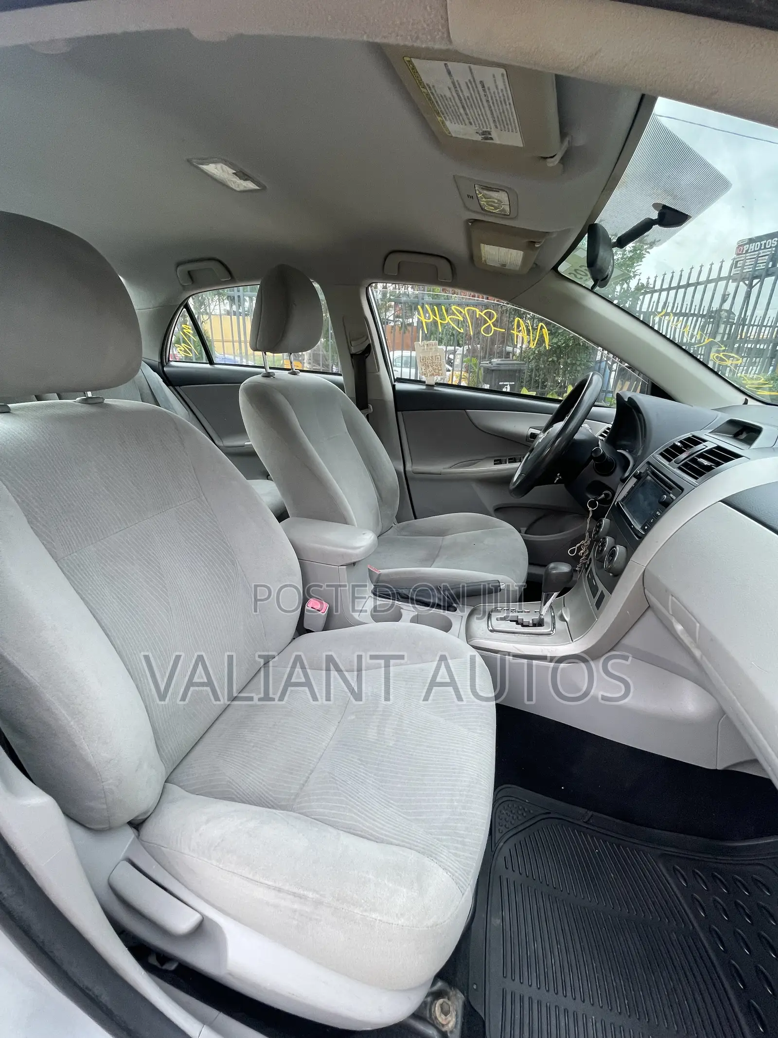 Toyota Corolla 2013 Silver