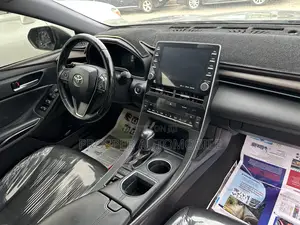 Toyota Avalon XLE 2020 Black