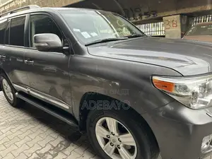 Toyota Land Cruiser 4.5 V8 VXR 2015 Gray