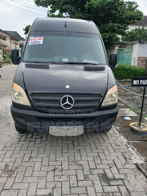 Mercedes-Benz Sprinter 2011 Black