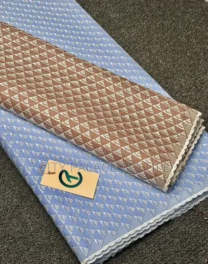 Man Lace Multi Colour