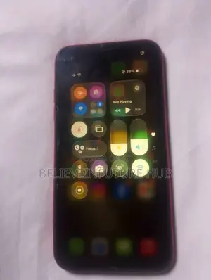 Apple iPhone 11 64 GB Red