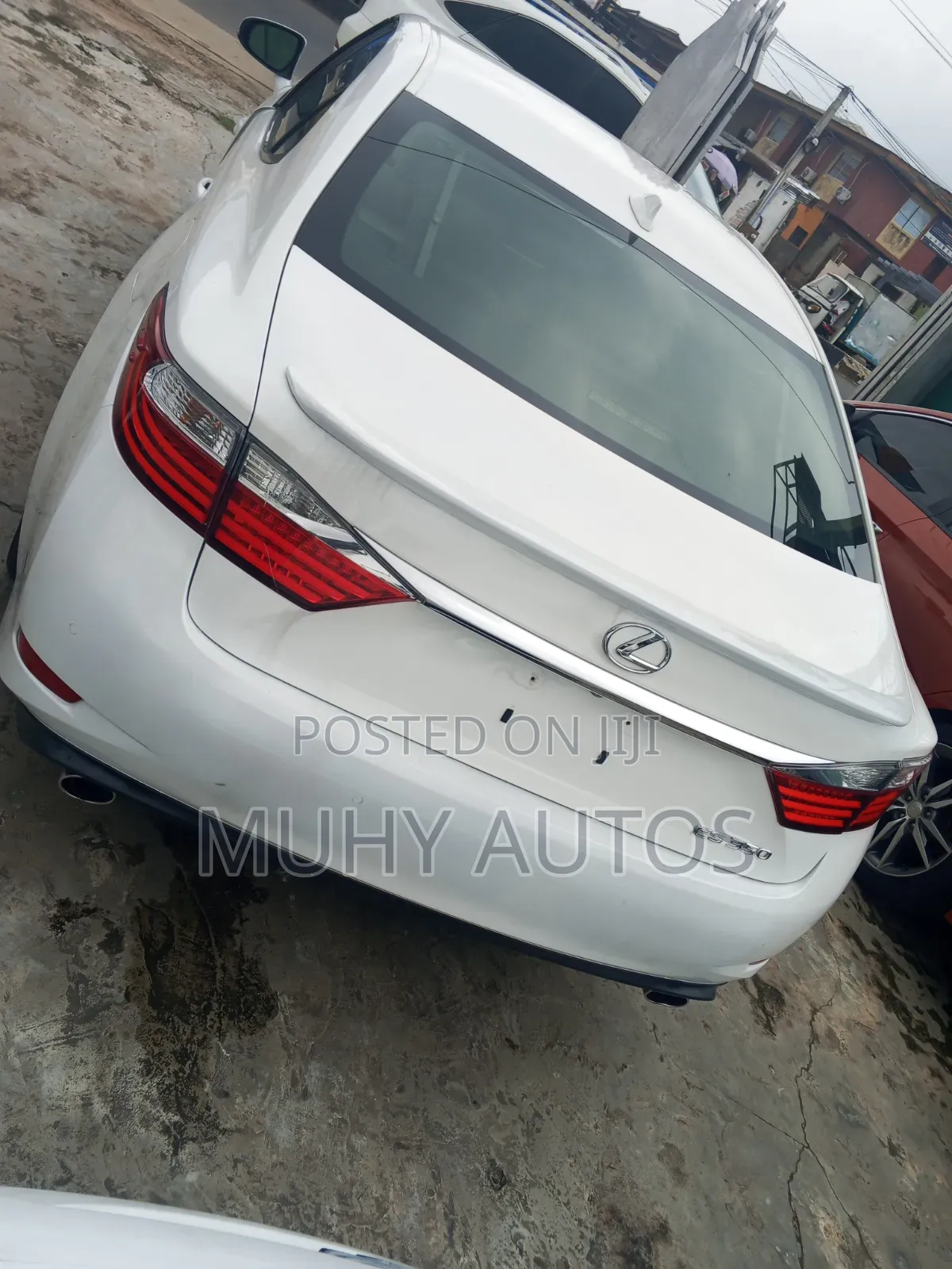 Lexus ES 2015 White