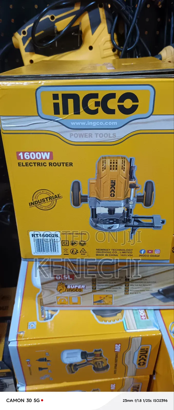 Electric Router Machine Ingco
