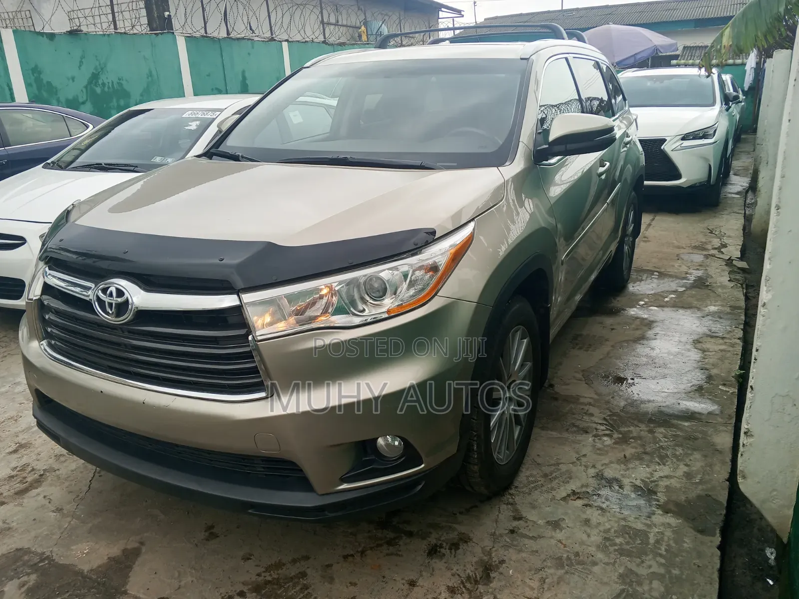 Toyota Highlander 2016 Gold