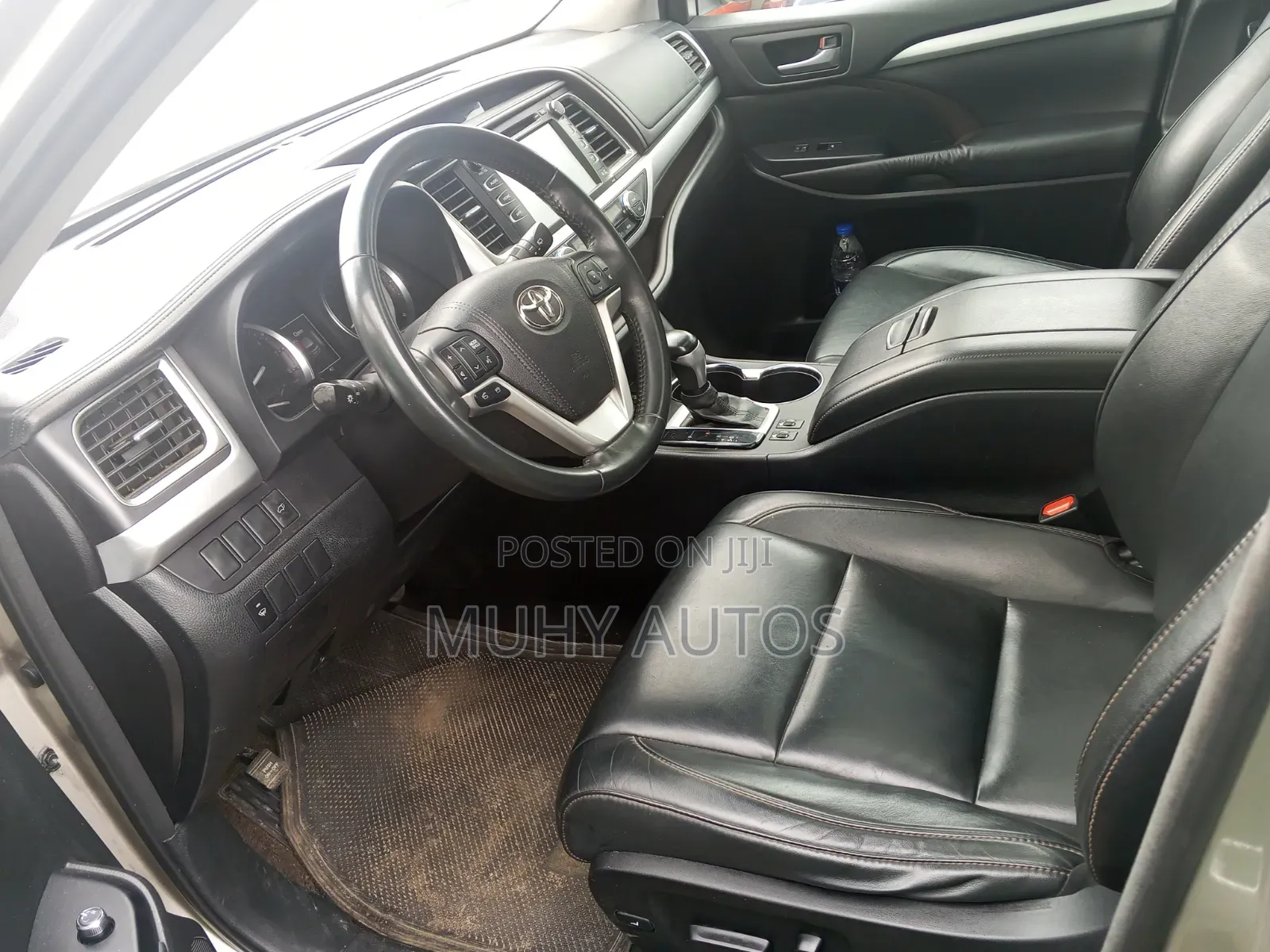 Toyota Highlander 2016 Gold
