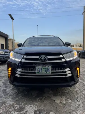Toyota Highlander Limited 4x2 V6 (3.5L 6cyl 8A) 2017 Black