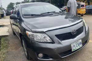 Toyota Corolla S 4dr Sedan (1.8L 4cyl 4A) 2010 Gray