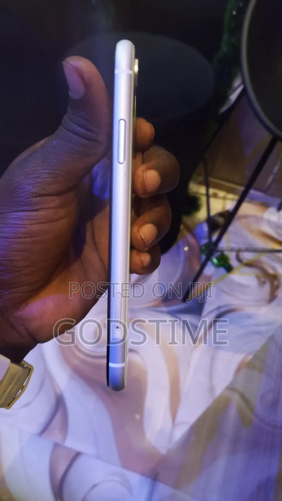 Apple iPhone XR 64 GB White