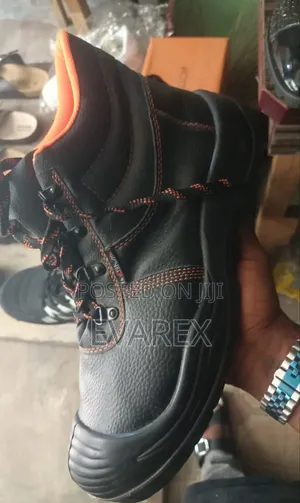 Quality Safety Footwear. Safety Boot