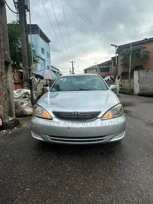 Toyota Camry 2004 Silver