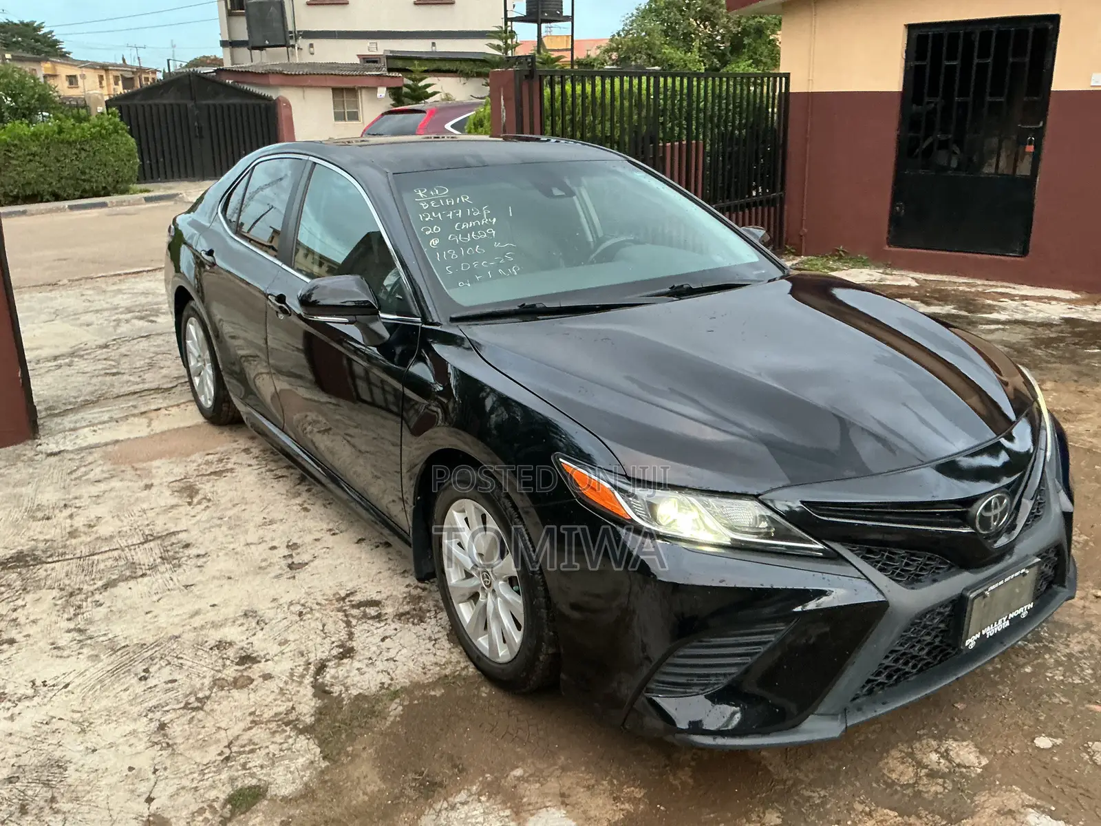 Toyota Camry SE 2021 Black