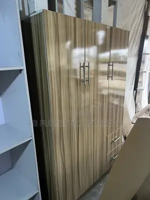 Moveable Wardrobe 4/6.5feet