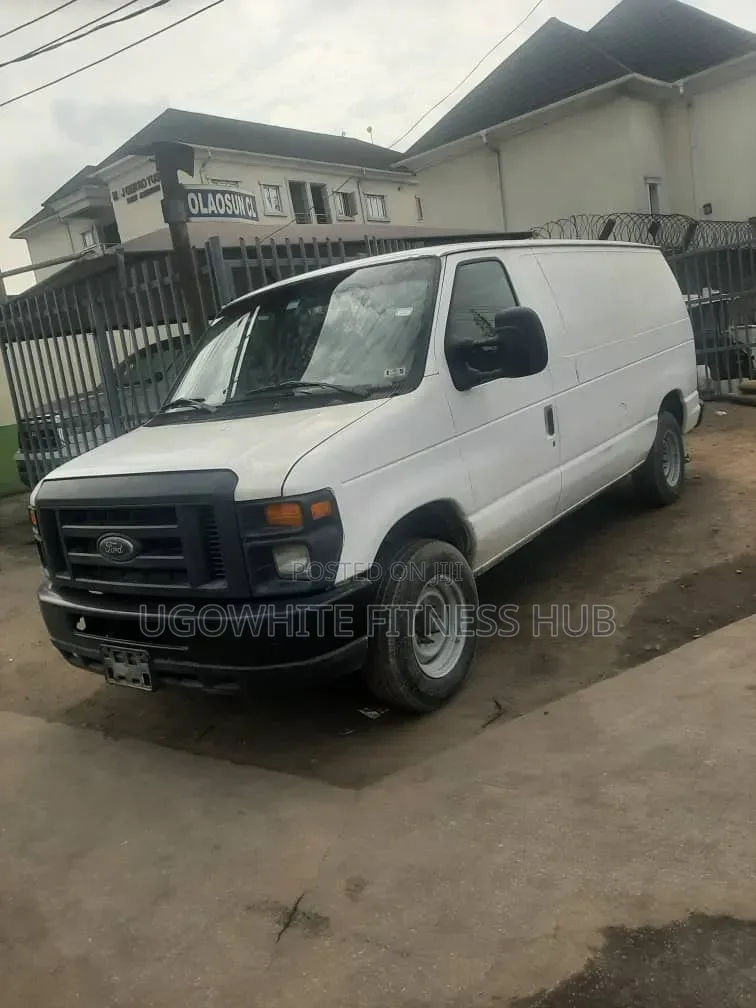 Ford E250 2008 White