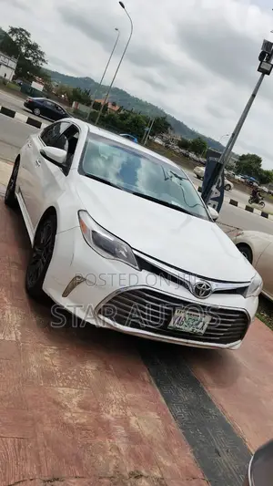 Toyota Avalon 2018 White