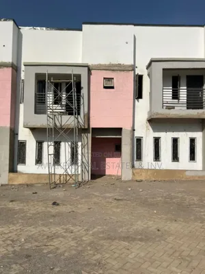4bdrm Townhouse/Terrace in Kaura for Sale
