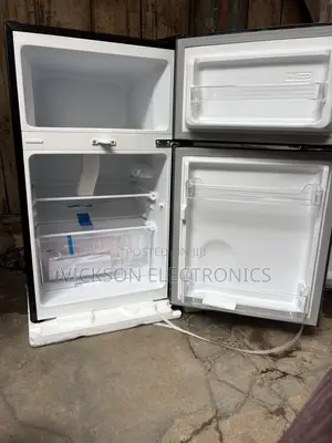 Tamashi 100litters Refrigerator With Top Freezer and Key Lock