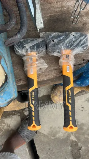 Heavy-Duty Sledge Hammer