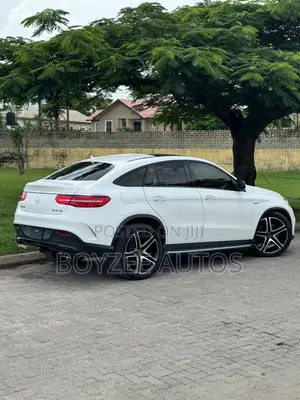 Mercedes-Benz GLE-Class 2019 White