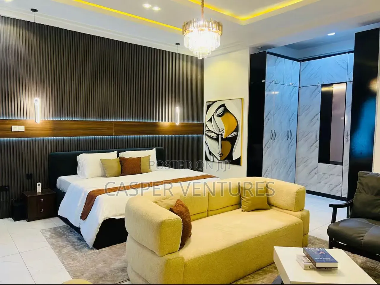 Luxurious Aesthetic Apartment