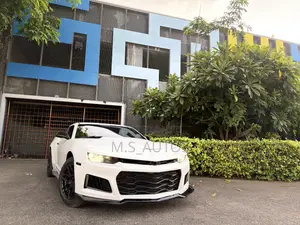 Chevrolet Camaro Coupe 1LT 2013 White
