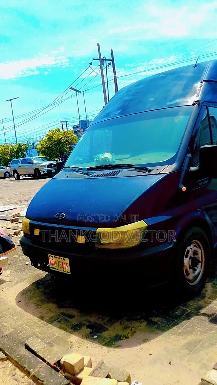 Ford Transit 2005 Blue