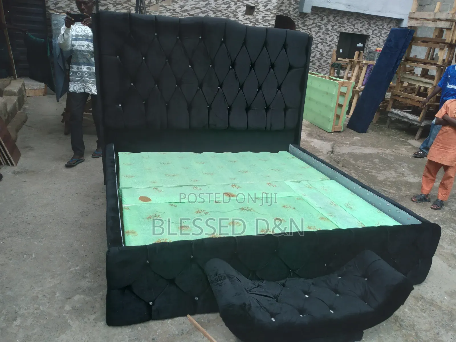6/6 High Black Paded Bed Frame