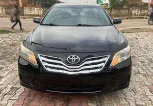 Toyota Camry LE 4dr Sedan (2.5L 4cyl 6AM) 2010 Black