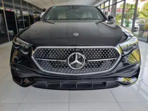 New Mercedes-Benz E350 2025 Black