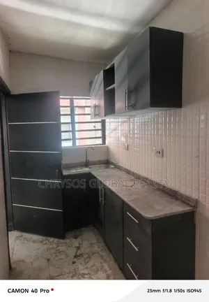 2bdrm Bungalow in Omolayo Estate Akobo for rent