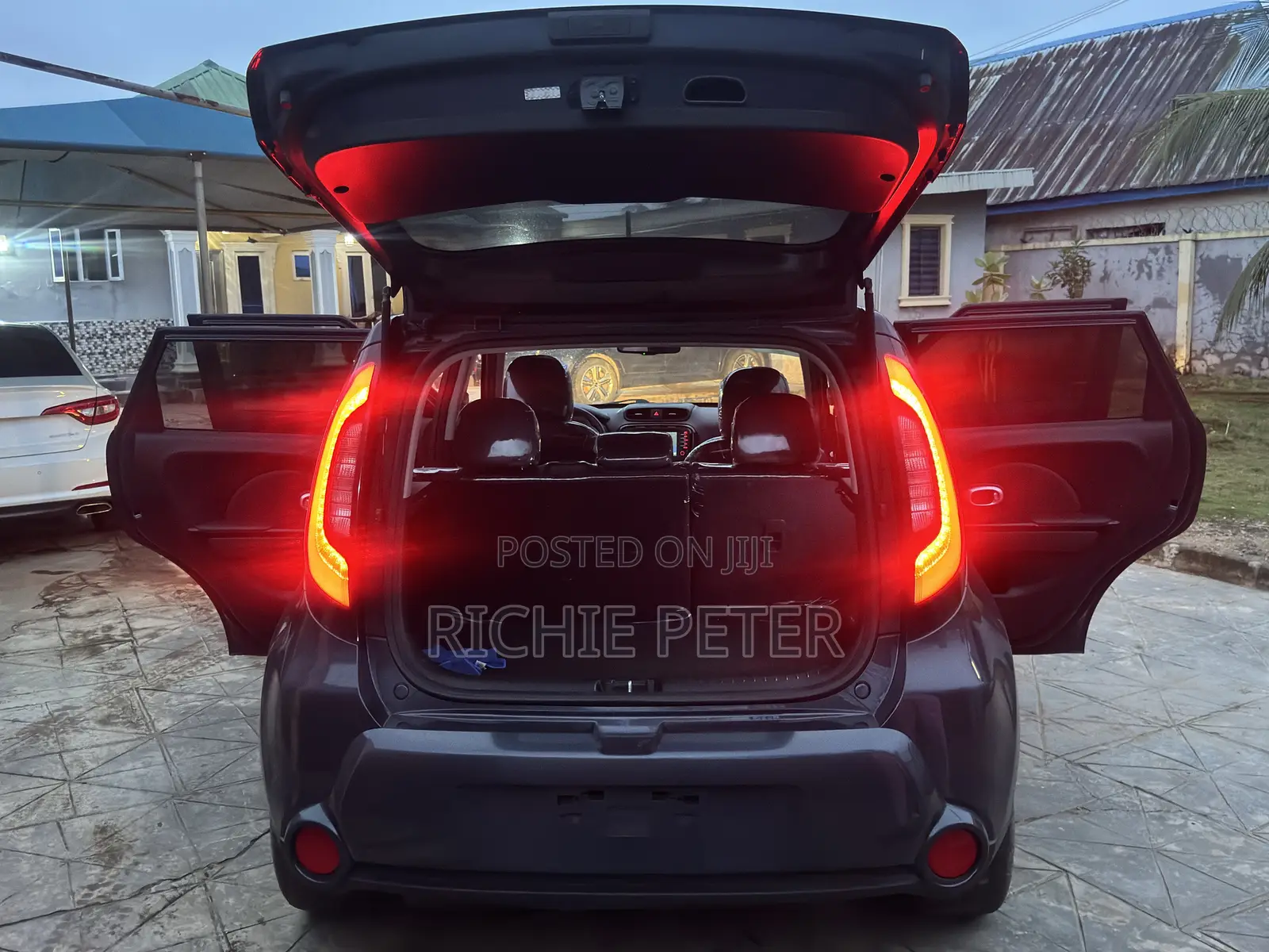 Kia Soul Hatchback 2016 Gray