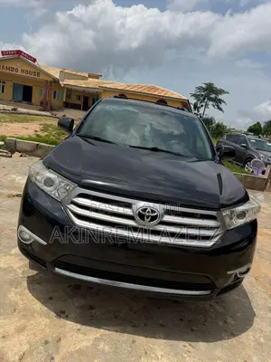Toyota Highlander 2011 Black