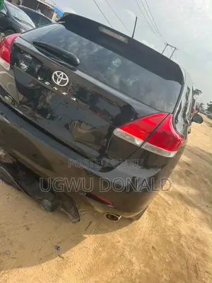 Toyota Venza 2010 Black