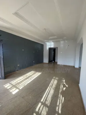 3bdrm Block of Flats in Okebadan Estate for rent