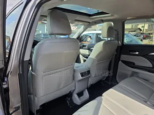 Toyota Highlander 2017 Gray