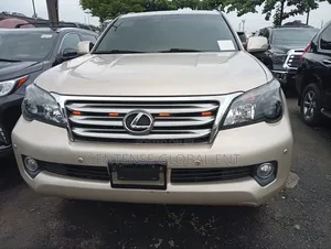 Lexus GX 2013 Gold