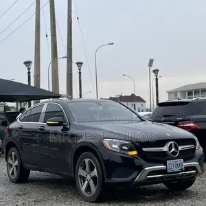 Mercedes-Benz GLC-Class 2017 Black