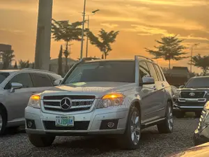 Mercedes-Benz GLK-Class 350 4MATIC 2011 Silver
