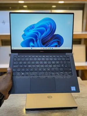 Laptop Dell XPS 13 9380 8GB Intel Core i5 SSD 256GB