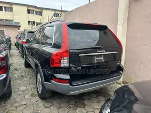 Volvo XC90 2009 Gray