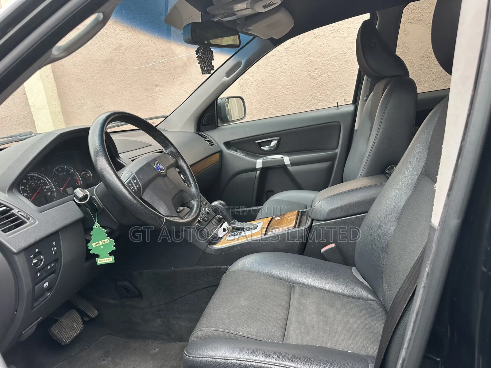 Volvo XC90 2009 Gray