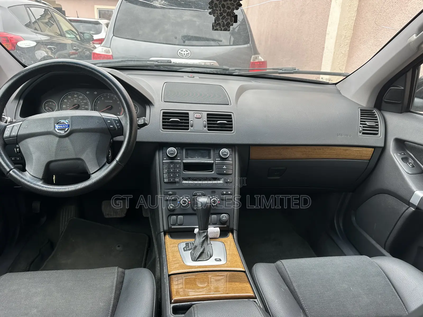 Volvo XC90 2009 Gray