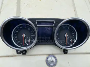 Mercedes-Benz Gle 2016 Instrument Cluster (Speedometer/Speed Clock)
