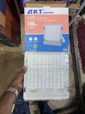 Floodlights 100walt Akt