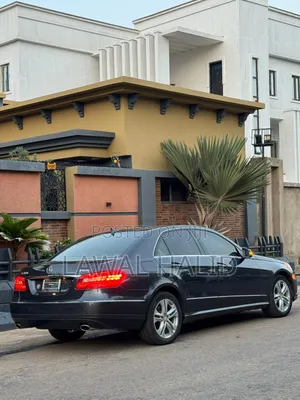 Mercedes-Benz E350 2011 Gray