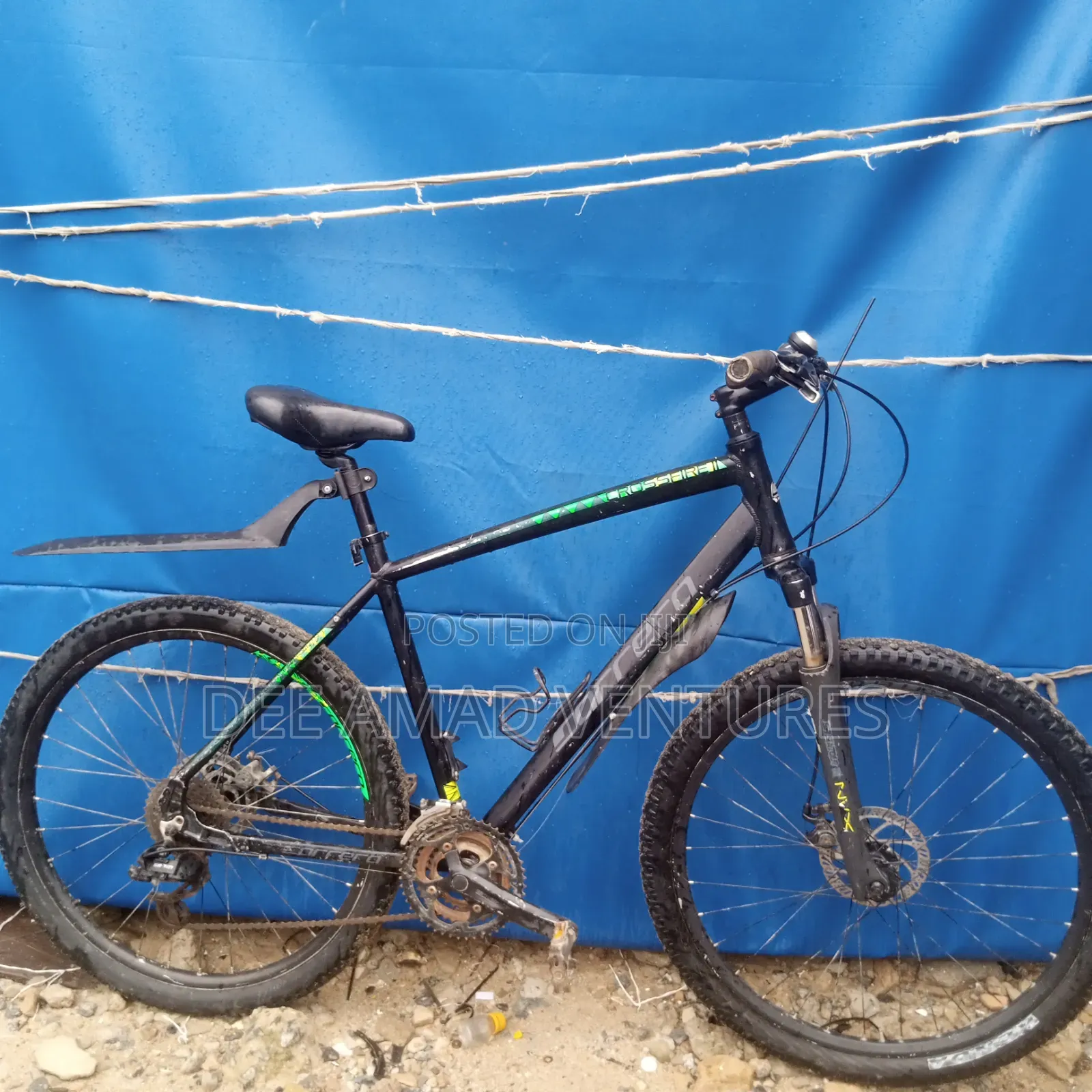 Size 27.5 Mountain Bicycle